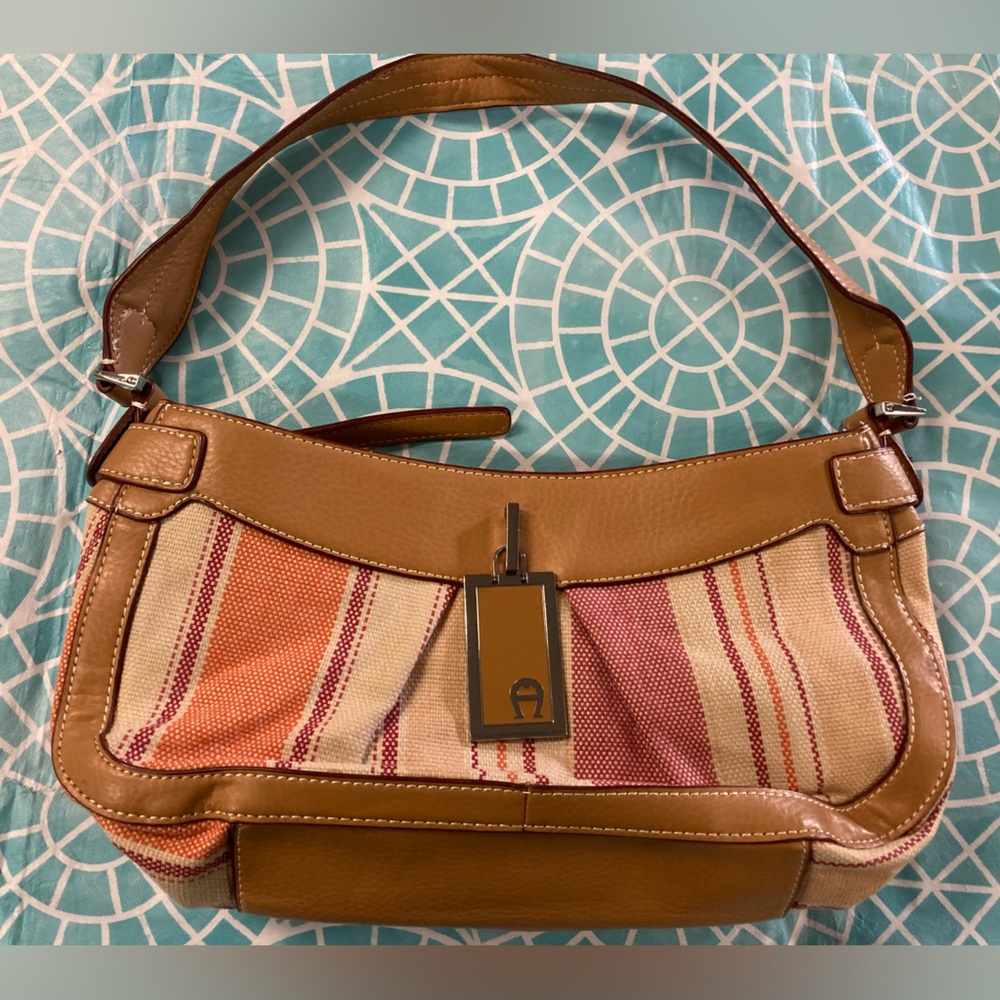 💛TODAY***$19***Etienne Aigner canvas striped purse with tan leather accents.